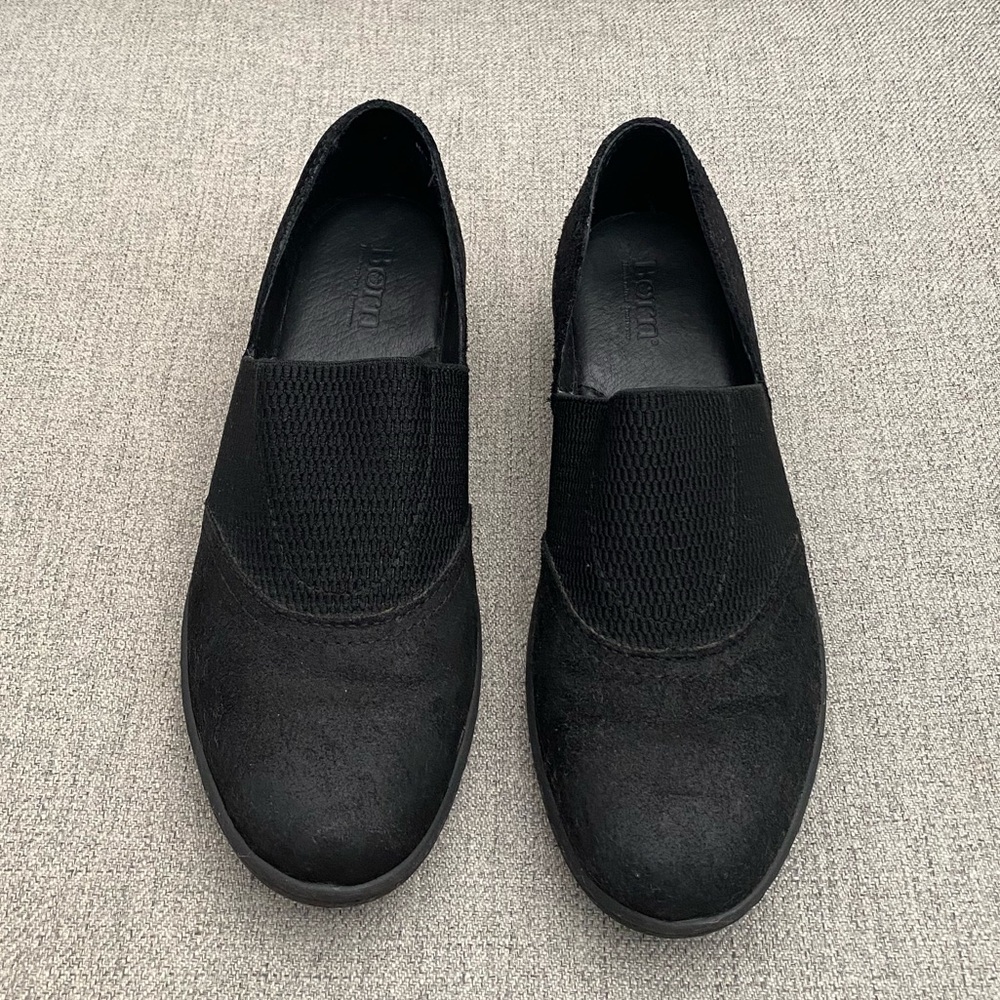 Born Tinetto Black Women’s Slip On Shoes✨